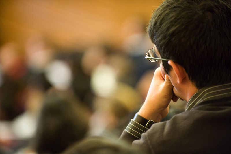 Public et eleves dans l'amphitheatre Abbe Gregoire